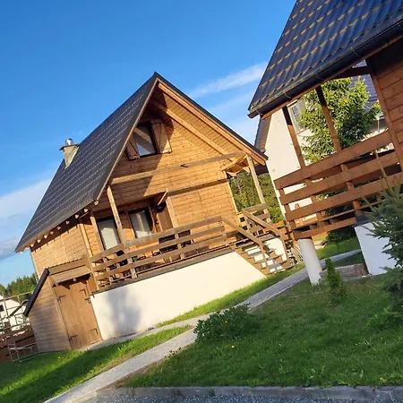 Dağ evi Klimatyczne Drewniane Domki Jagodna-Spalona 6D Jacuzzi Sauna,Trasy Rowerowe Spalona